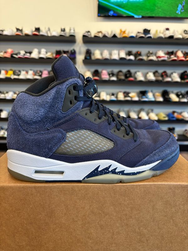 Jordan 5 Georgetown Size 9 Pre-Owned (No Box)