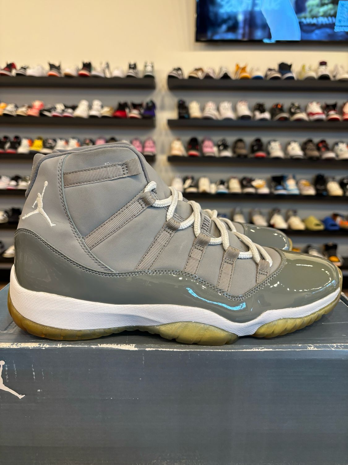 Jordan 11 Cool Grey 2010 Size 13 Pre-Owned