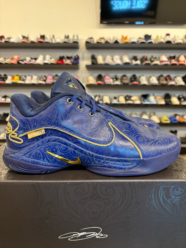 Nike LeBron 22 Monopoly Royal Size 11 Pre-Owned