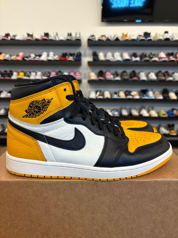 Jordan 1 Taxi Size 10 Pre-Owned (No Box)