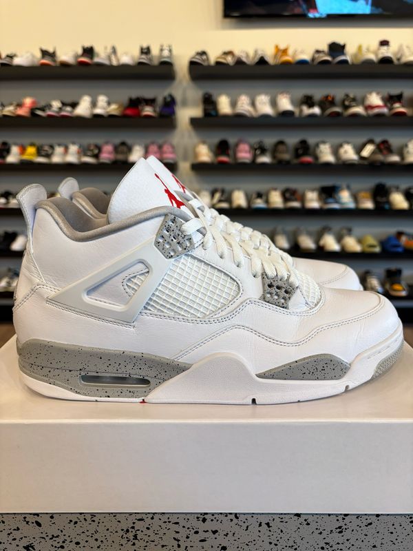 Jordan 4 White Oreo Size 11 Pre-Owned
