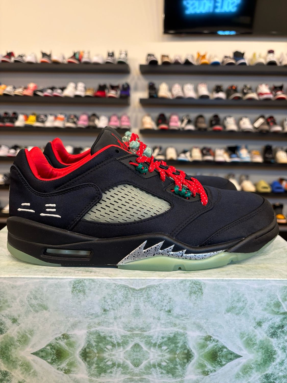 Jordan 5 Low CLOT Jade Size 10 Pre-Owned