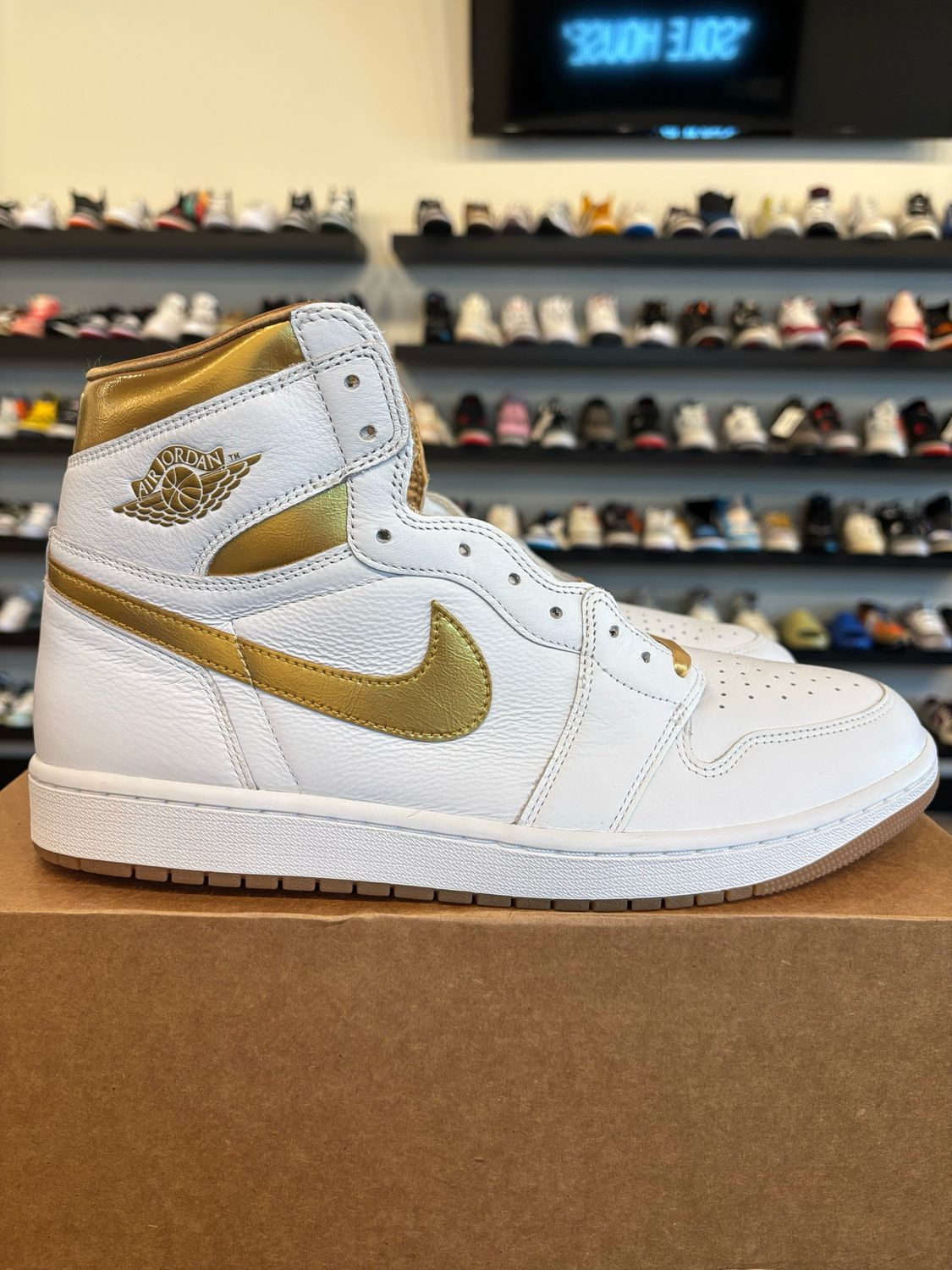 Jordan 1 Metallic Gold Size 12 (13.5W) Brand New (No Box)