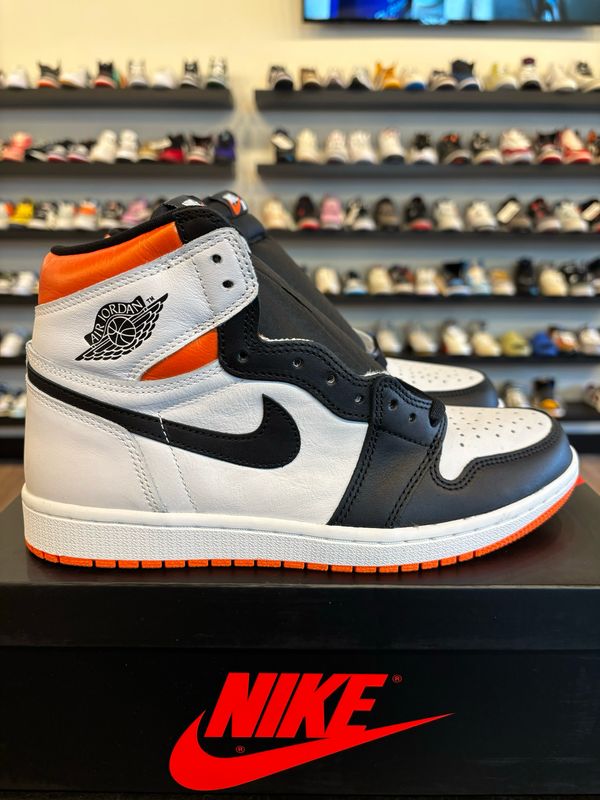 Jordan 1 Electro Orange Size 8 Brand New