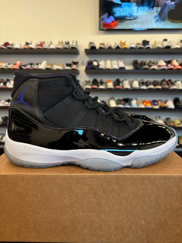 Jordan 11 Space Jam Size 12.5 Pre-Owned (No Box)