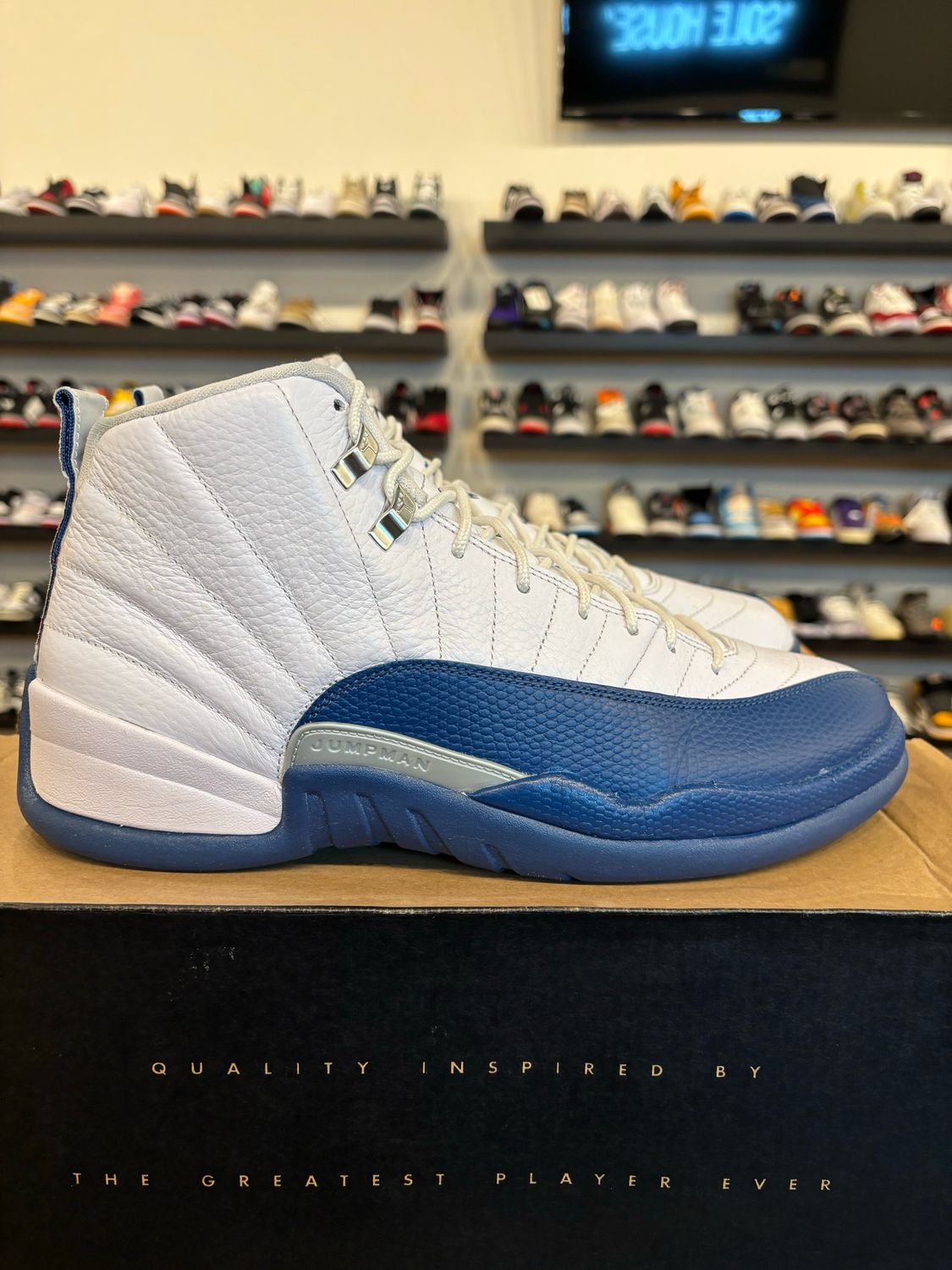 Jordan 12 French Blue 2016 Size 11.5 Pre-Owned