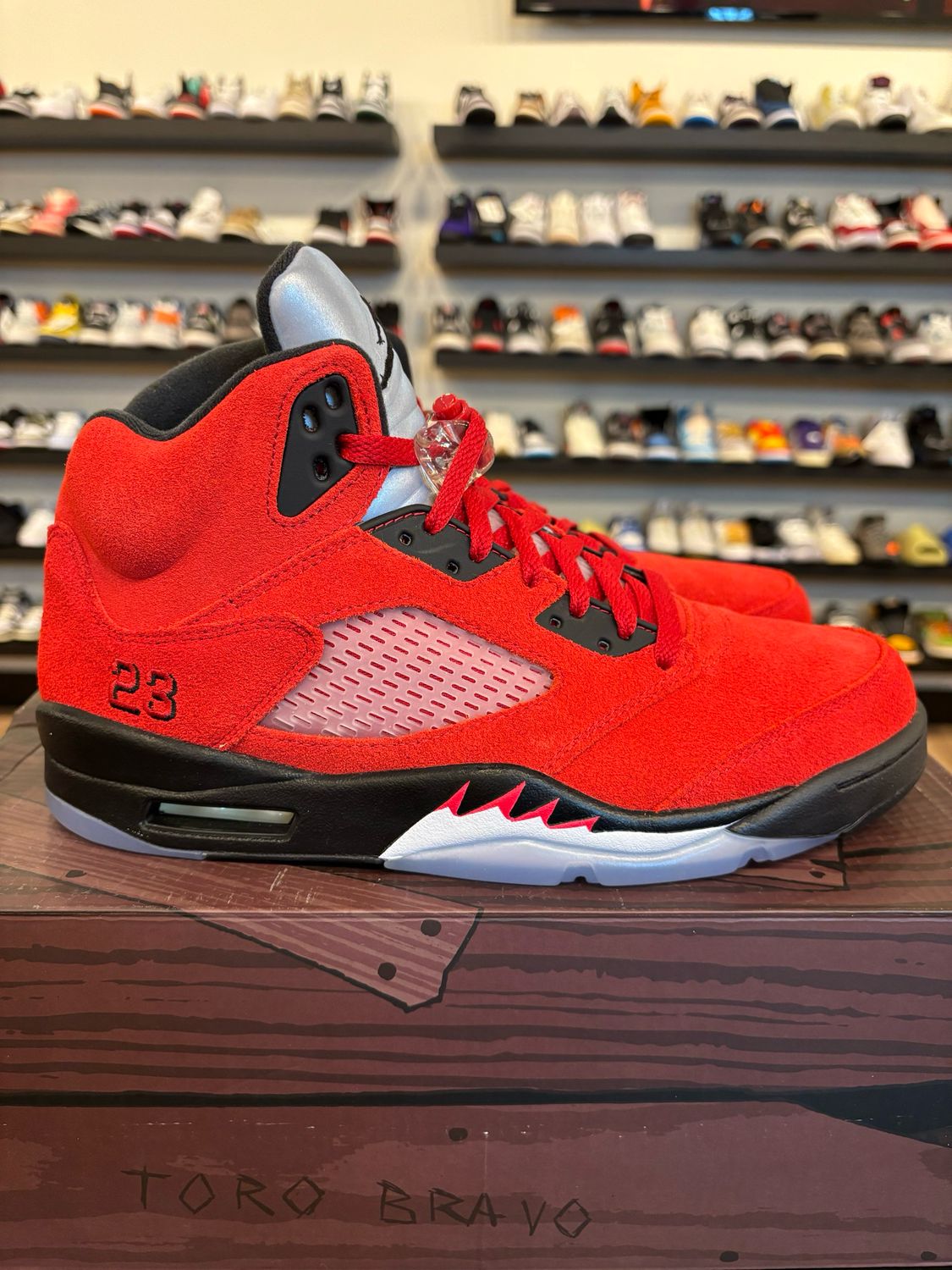 Jordan 5 Raging Bull Size 10.5 Brand New