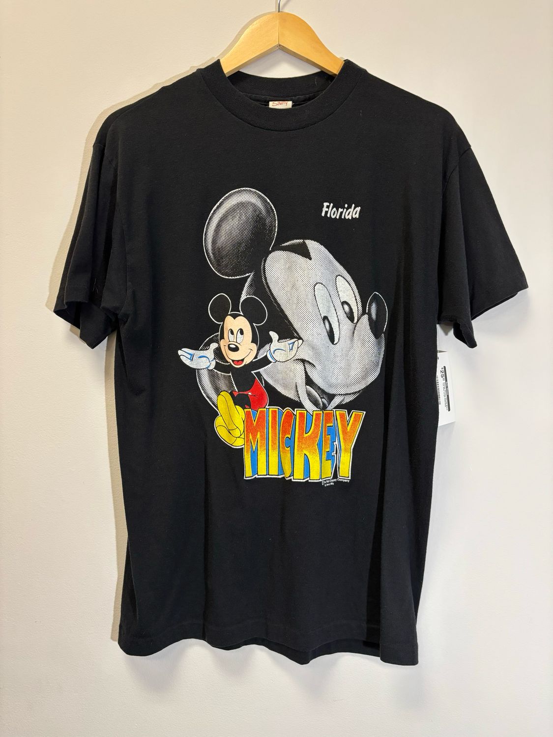 Disney Mickey Mouse Black Tee Size Large VINTAGE