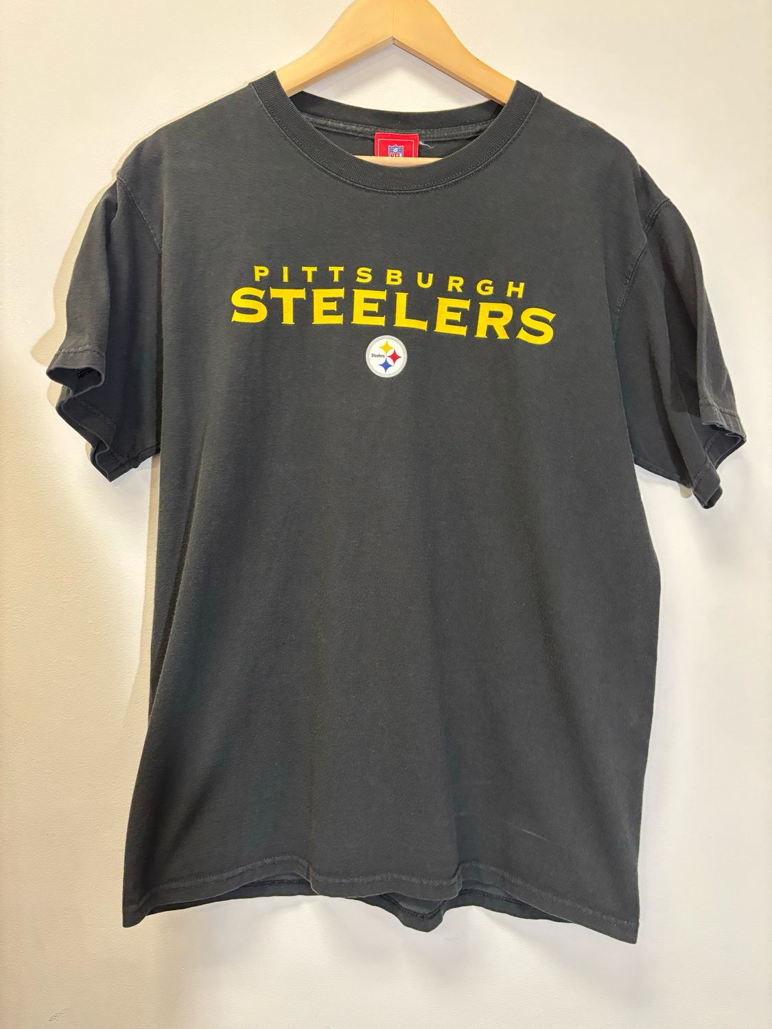 Pittsburgh Steelers Tee Black Size Medium VINTAGE