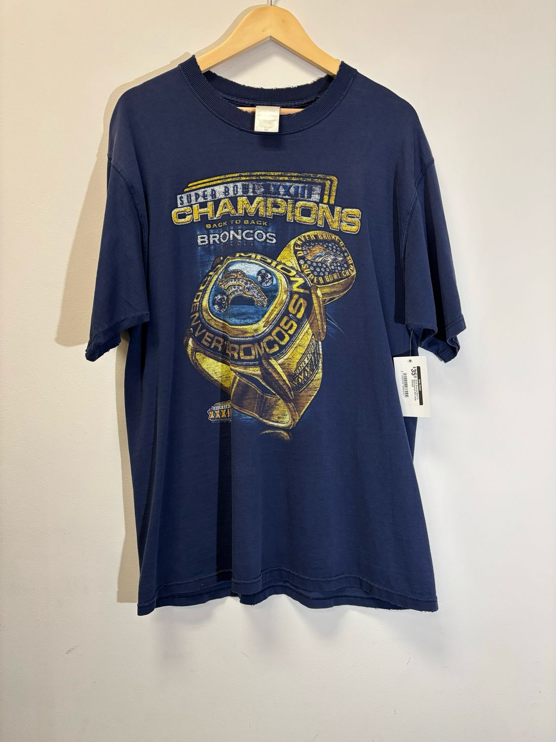 Dever Broncos Back To Back Champs Size Large VINTAGE