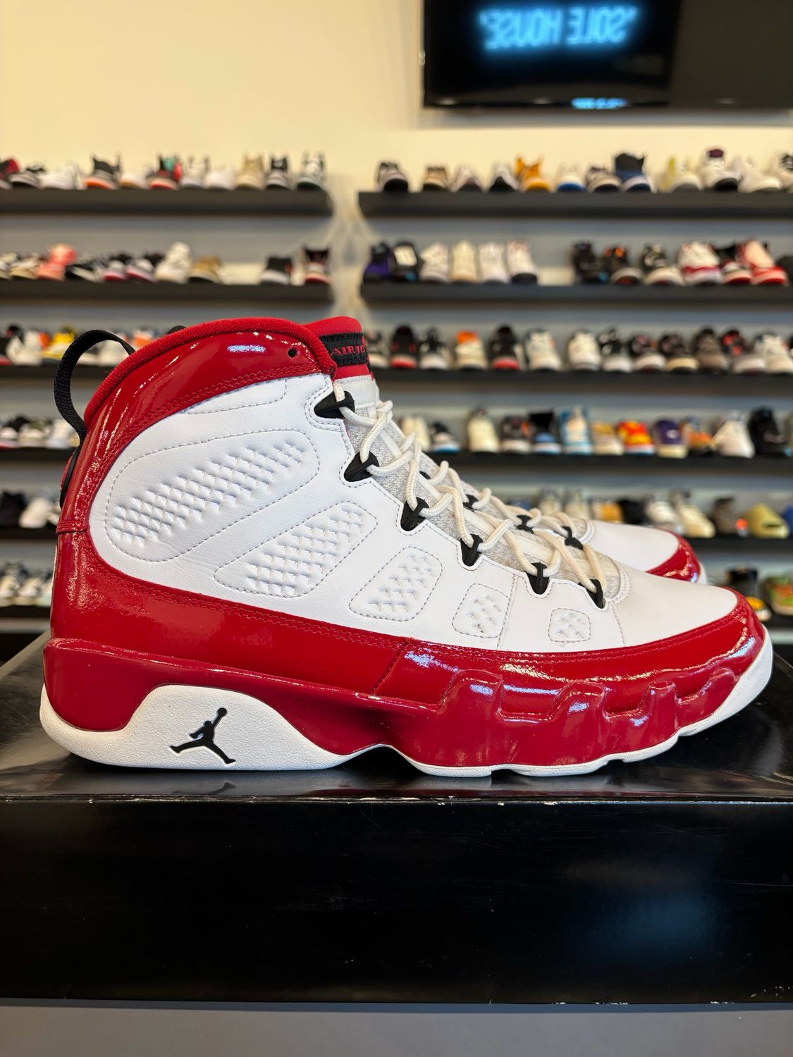 Jordan 9 Cherry Gym Red Size 11.5 Pre-Owned