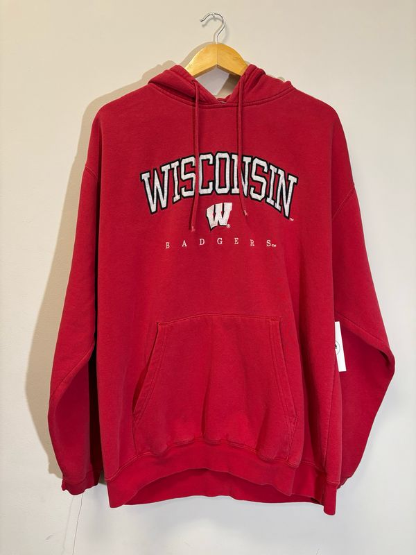 University Of Wisconsin Bagers Hoodie Red Size XL VINTAGE