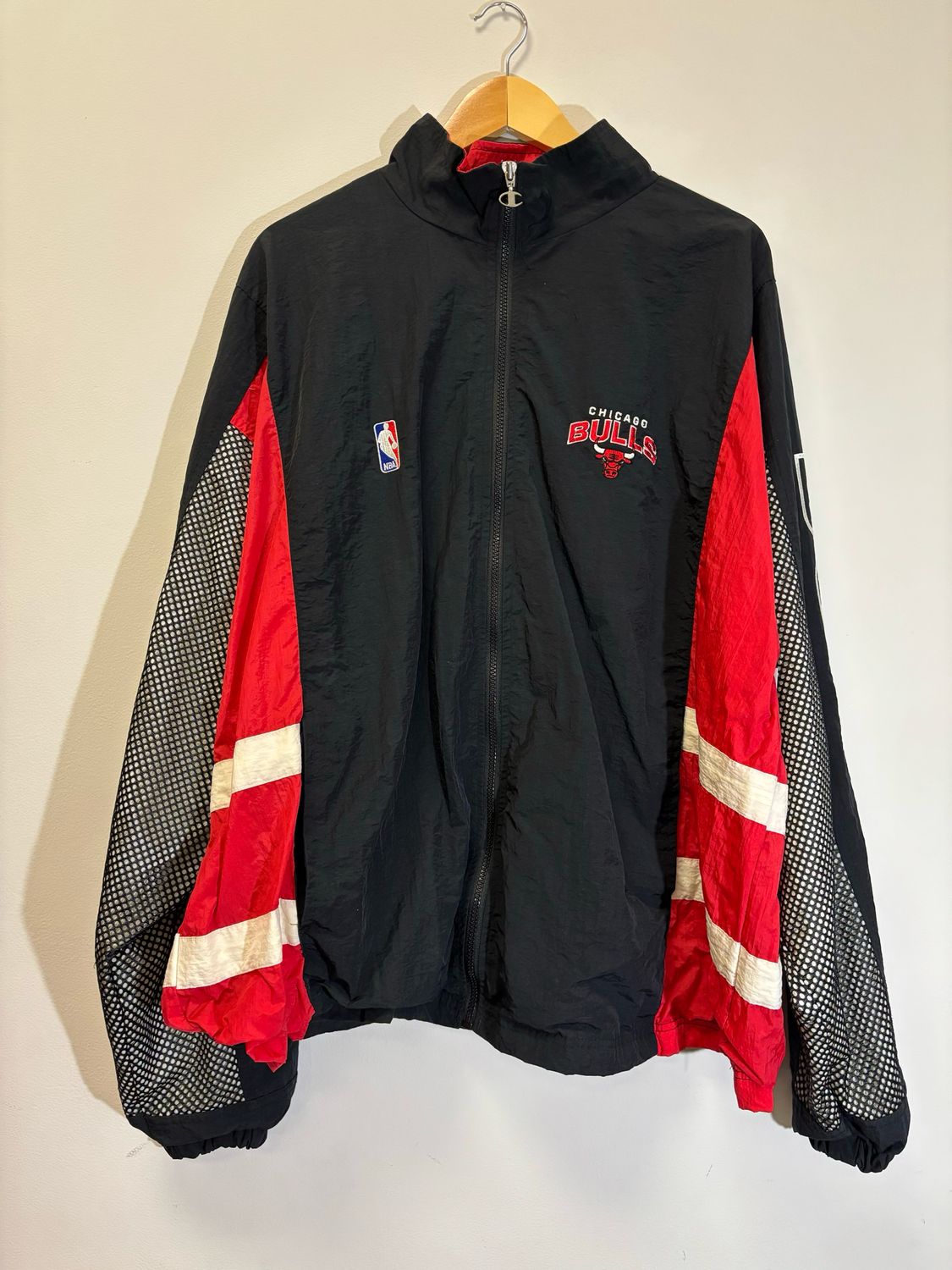 Chicago Bulls Champion NBA Jacket Black Size XXL VINTAGE