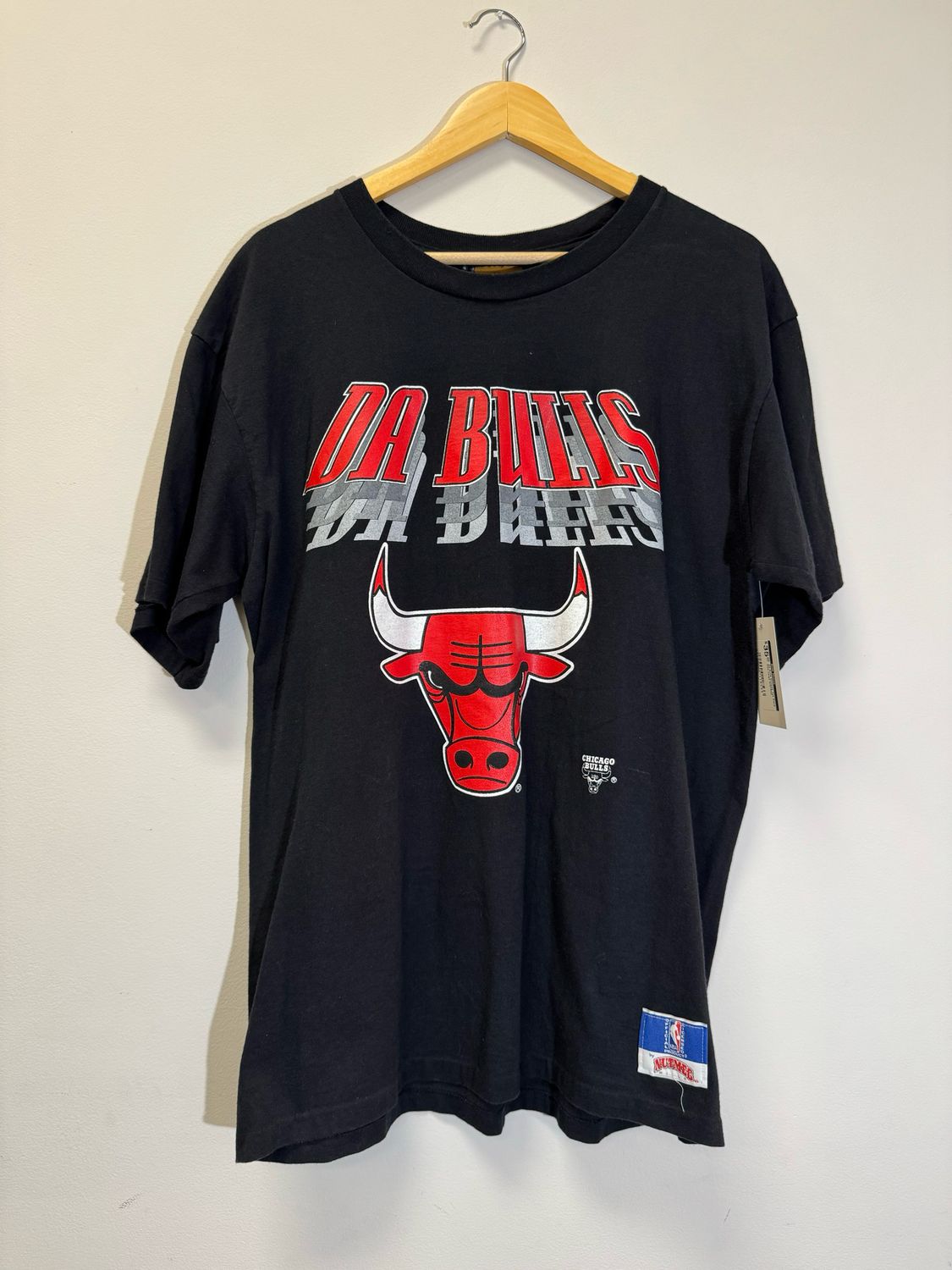 Da Bulls Nutmeg Tee Black Size Large VINTAGE