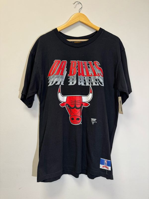 Da Bulls Nutmeg Tee Black Size Large VINTAGE