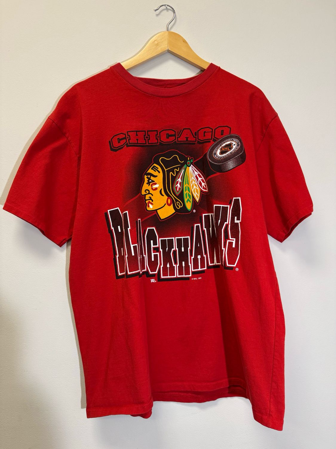 Chicago Black Hawks Tee Red Size Large VINTAGE