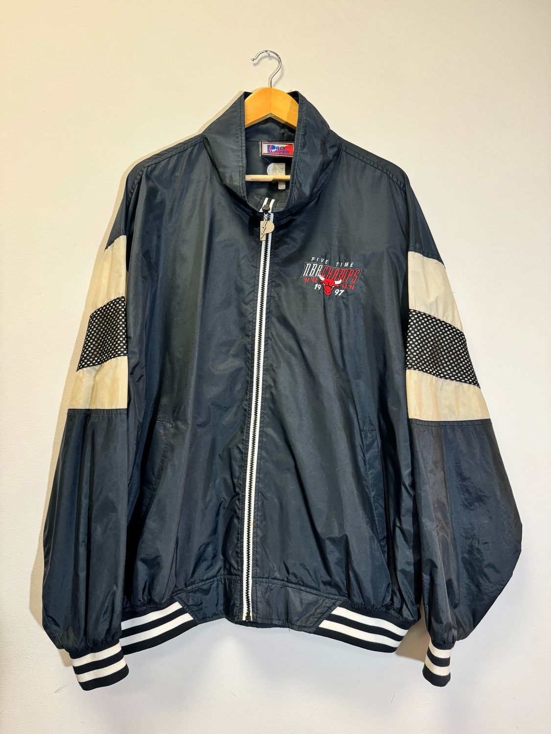 Chicago Bears Delta Pro Weight Tee Blue Size XL VINTAGE