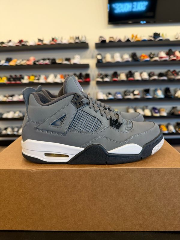Jordan 4 Cool Grey Size 7Y (8.5W) Pre-Owned (No Box)