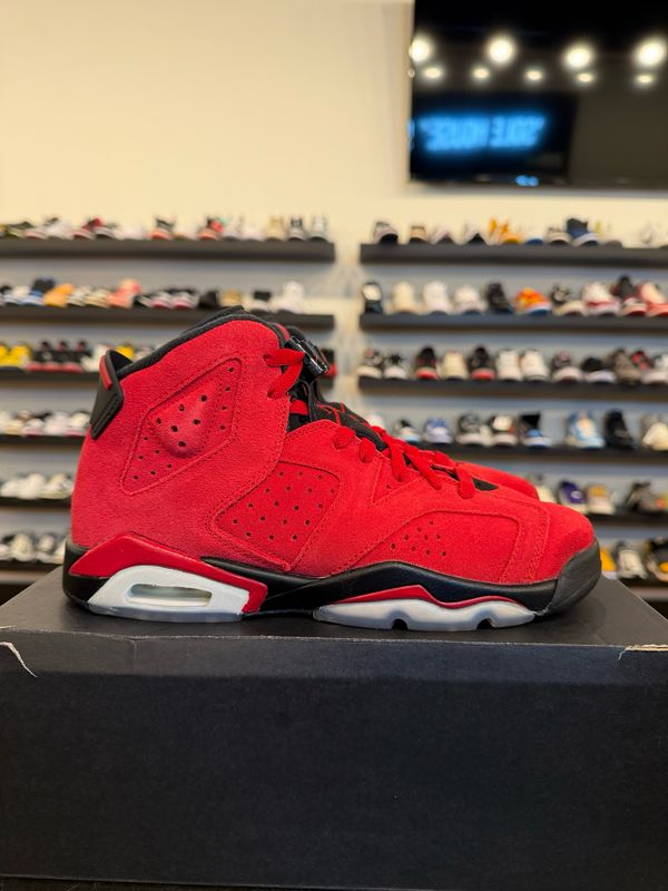 Jordan 6 Toro Bravo Size 7Y (8.5W) Pre-Owned