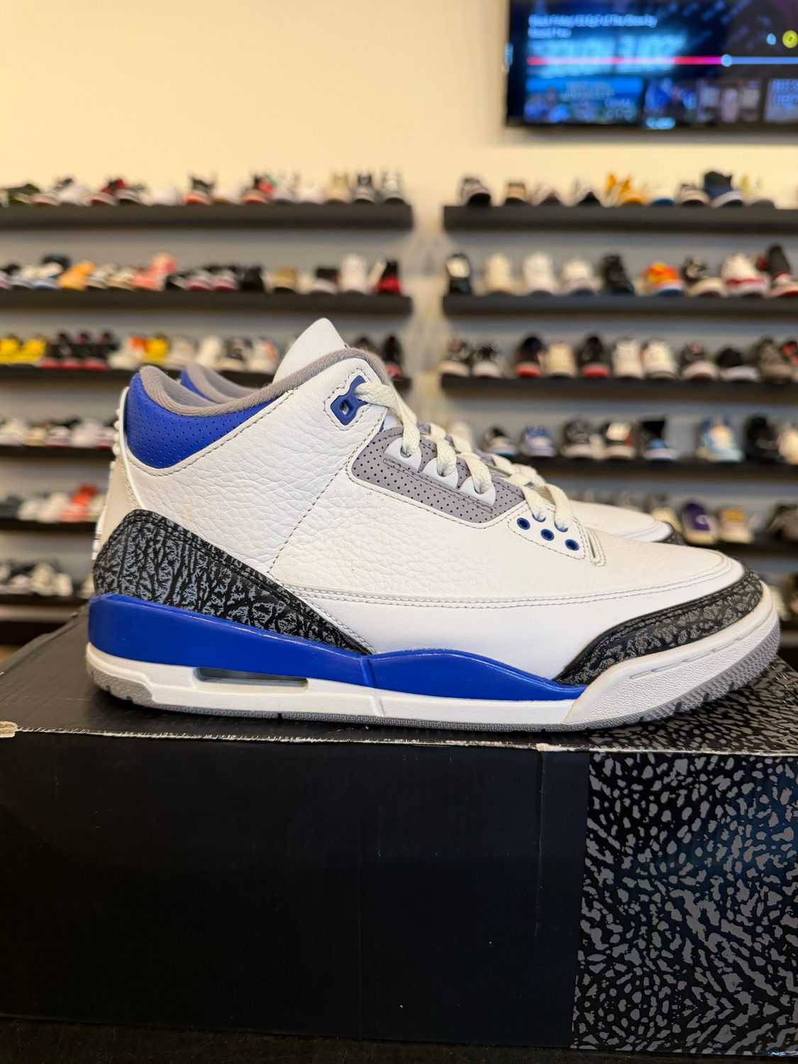 Jordan 3 Racer Blue Size 8.5 Pre-Owned
