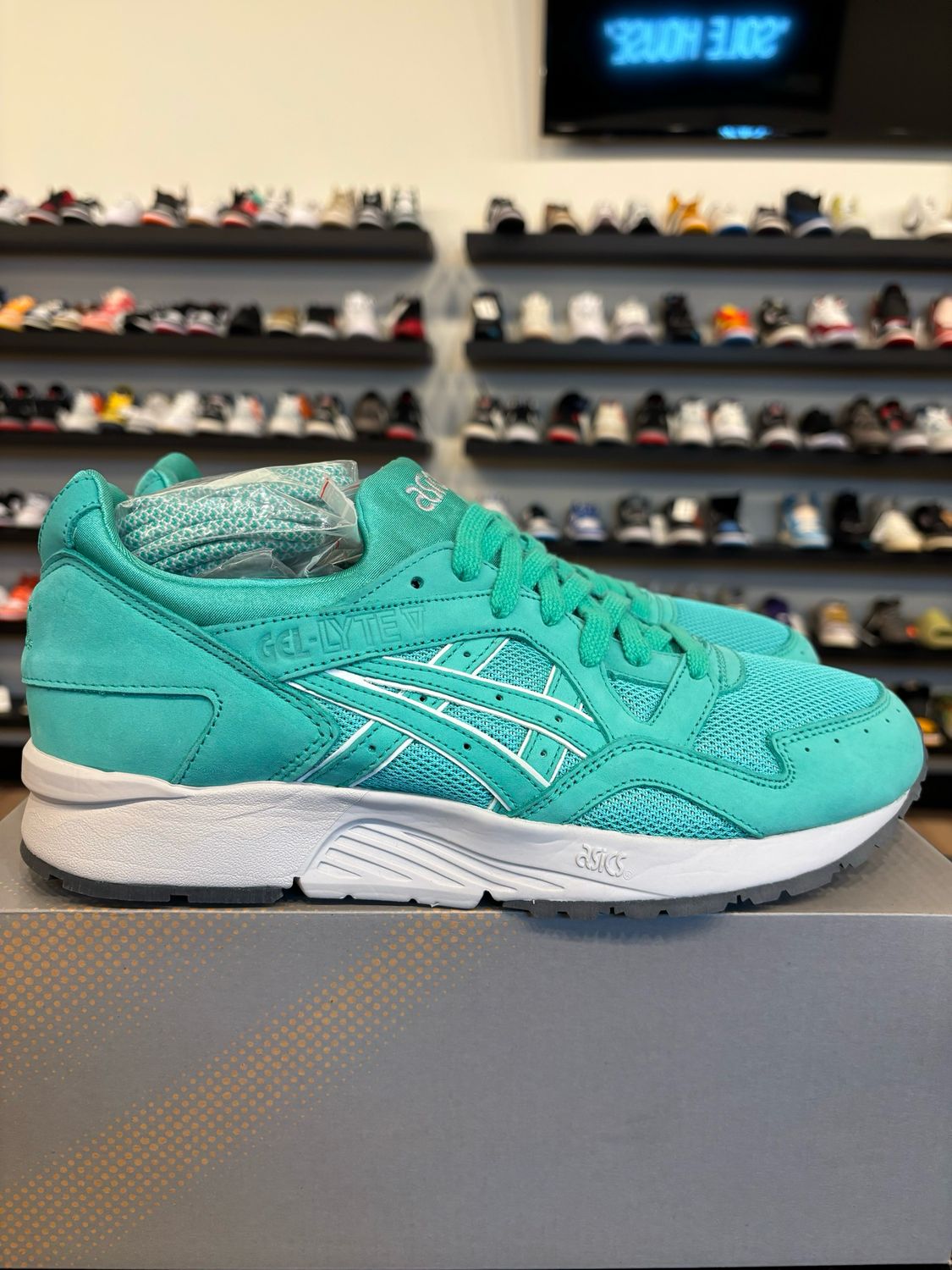 ASICS Gel-Lyte V Mint Leaf Size 9.5 Brand New