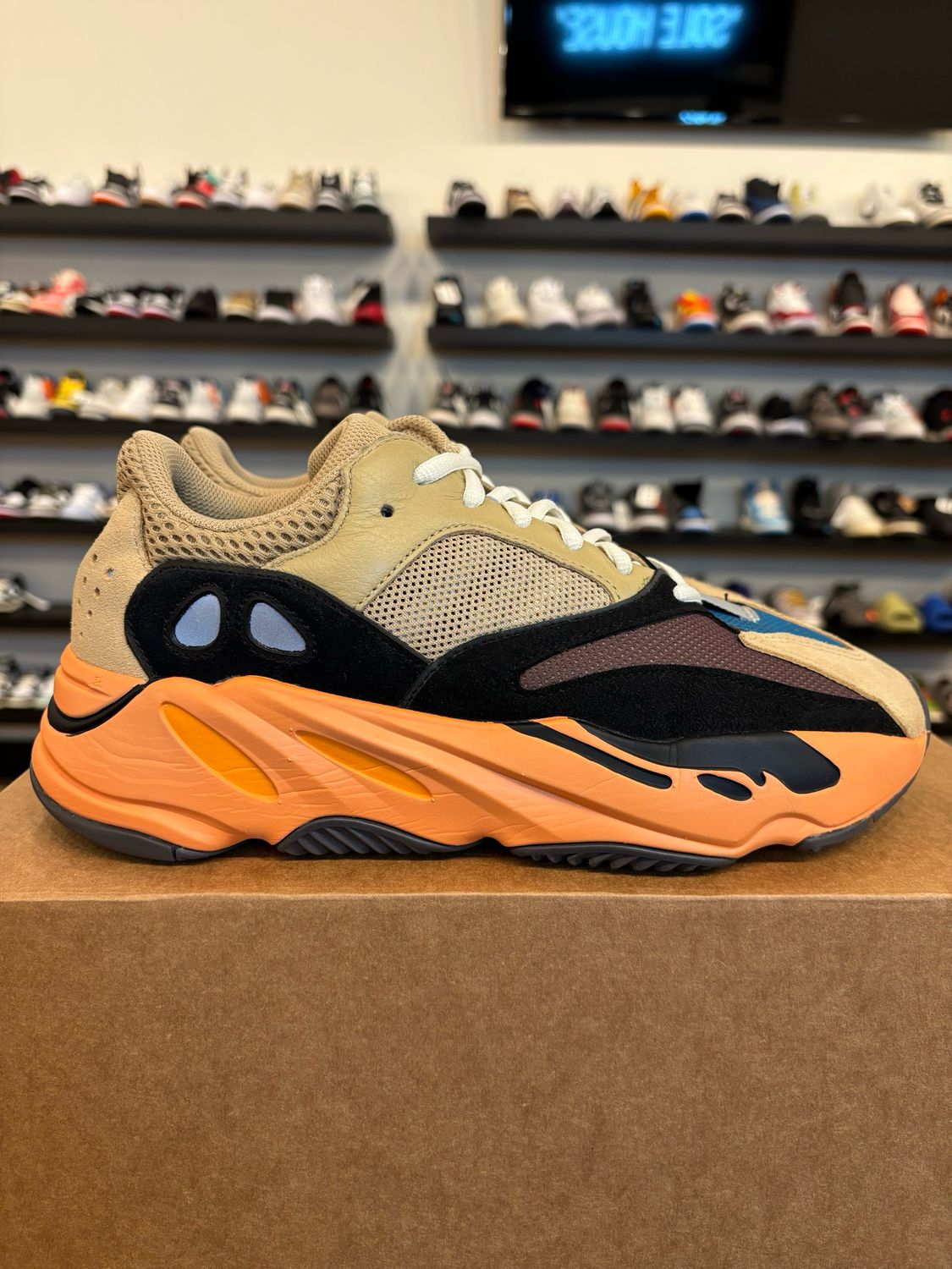 Yeezy 700 Enflame Amber Size 8.5 Pre-Owned (No Box)