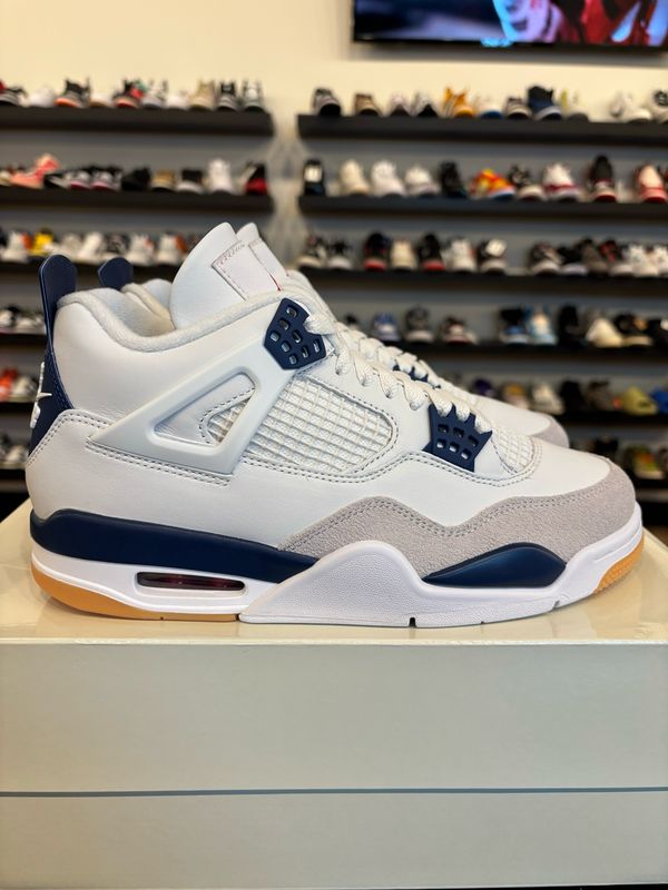 Jordan 4 SB Navy Size 7.5 Brand New
