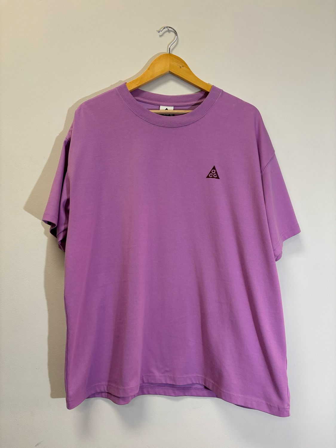 Nike ACG Tee Pink Size XL Pre-Owned