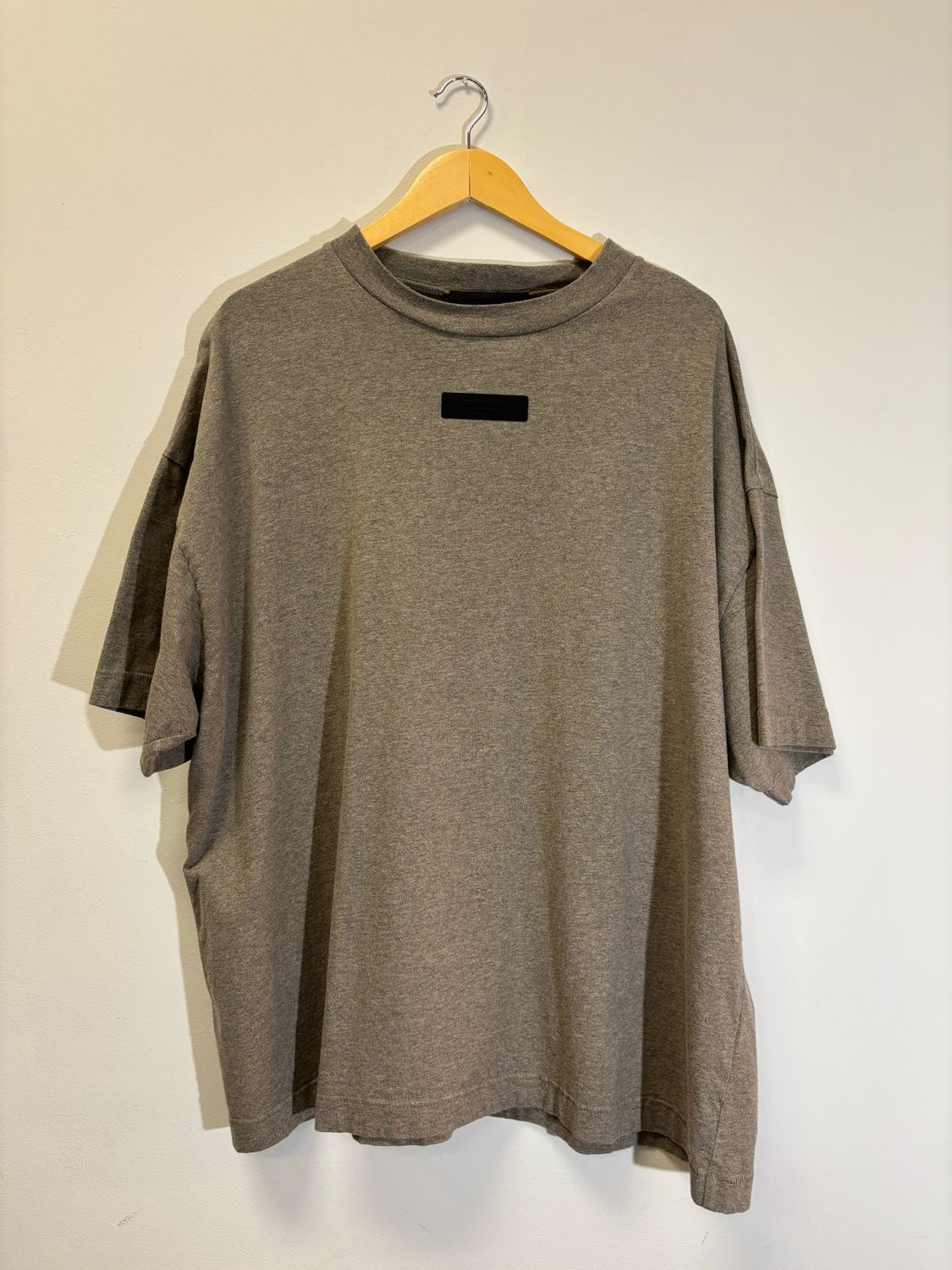 Fear Of God Essentials Tee Tan Grey Size Medium Brand New