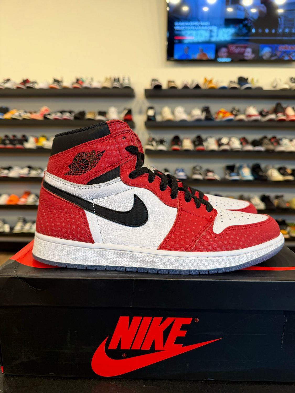 Jordan 1 Spider Man Origin Story Size 11 Pre-Owned