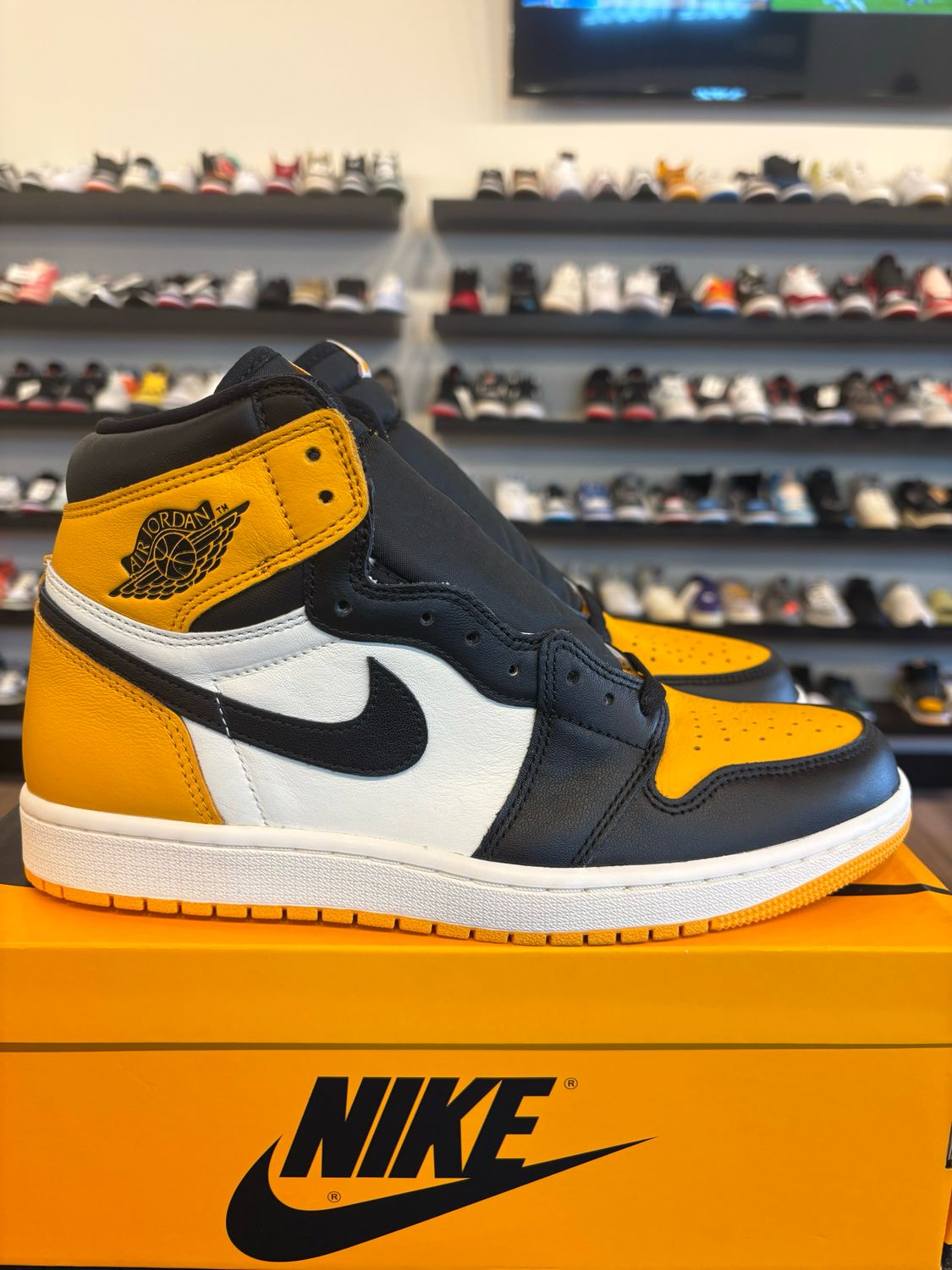 Jordan 1 Taxi Size 9.5 Brand New