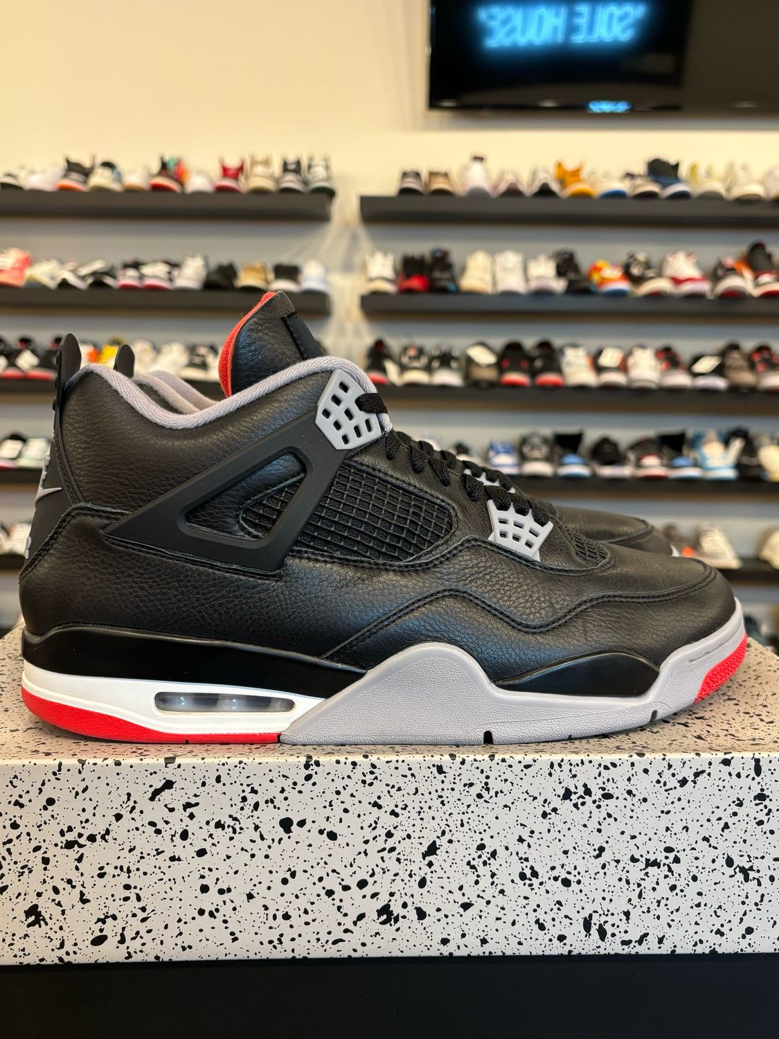 Jordan 4 Bred Reimagined Size 12 Pre-Owned