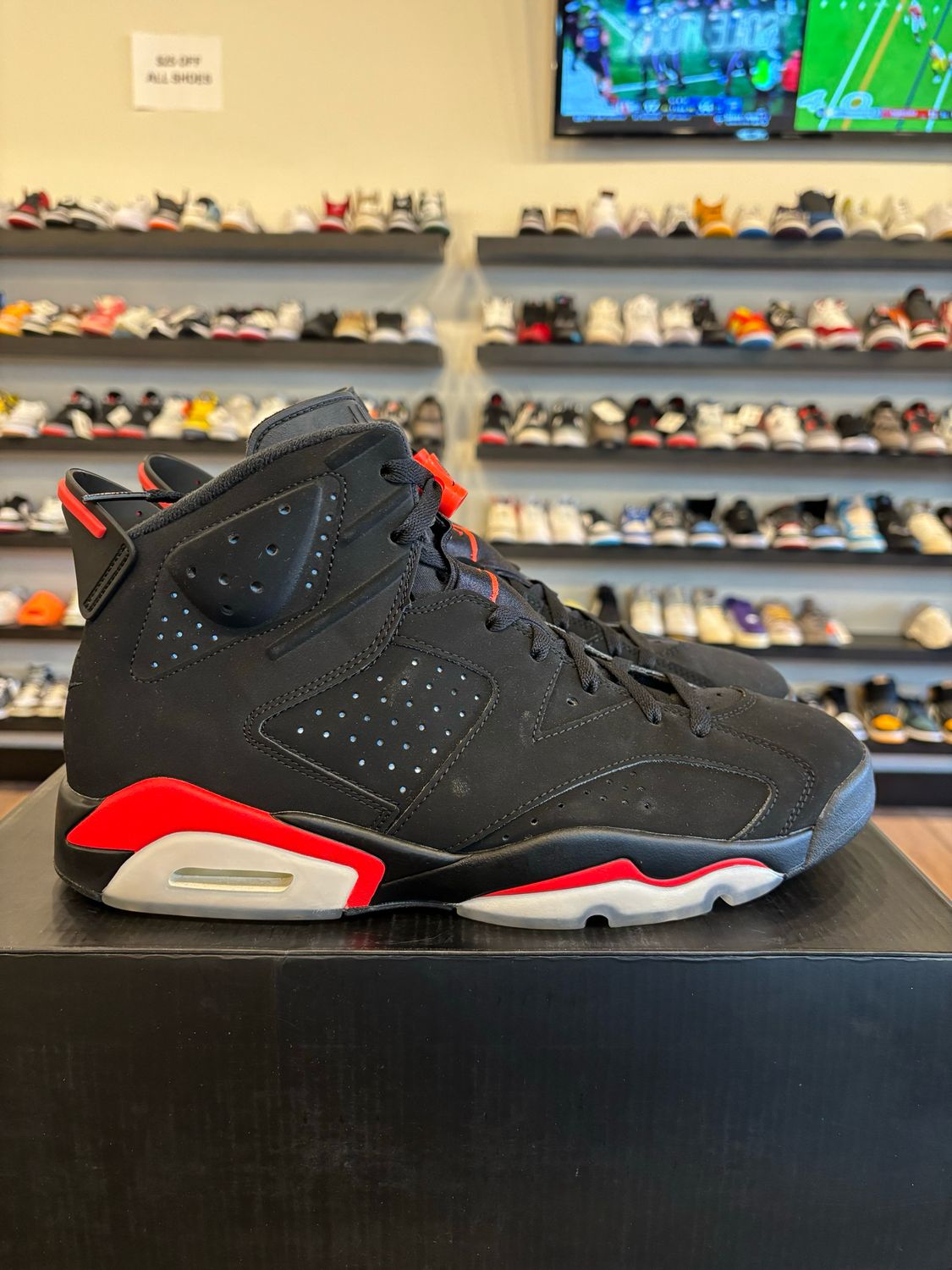 Jordan 6 Black Infrared 2019 Size 12 Pre-Owned