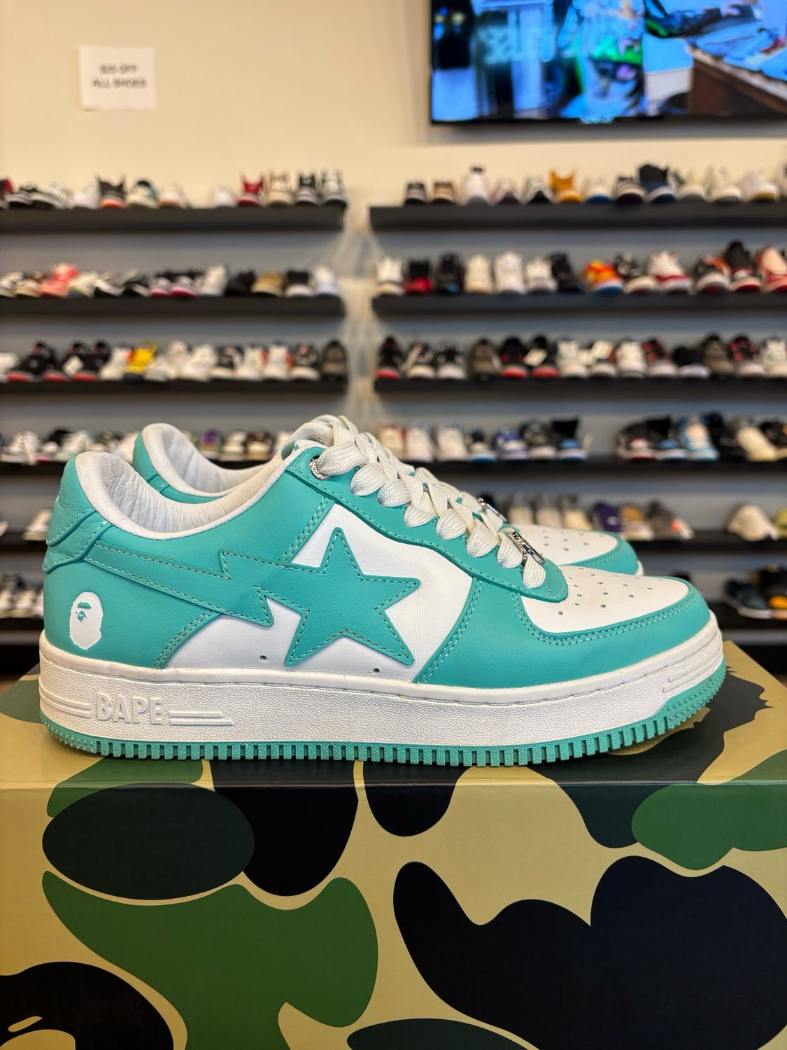 BAPEsta Mint Green Size 8.5 Pre-Owned STEAL