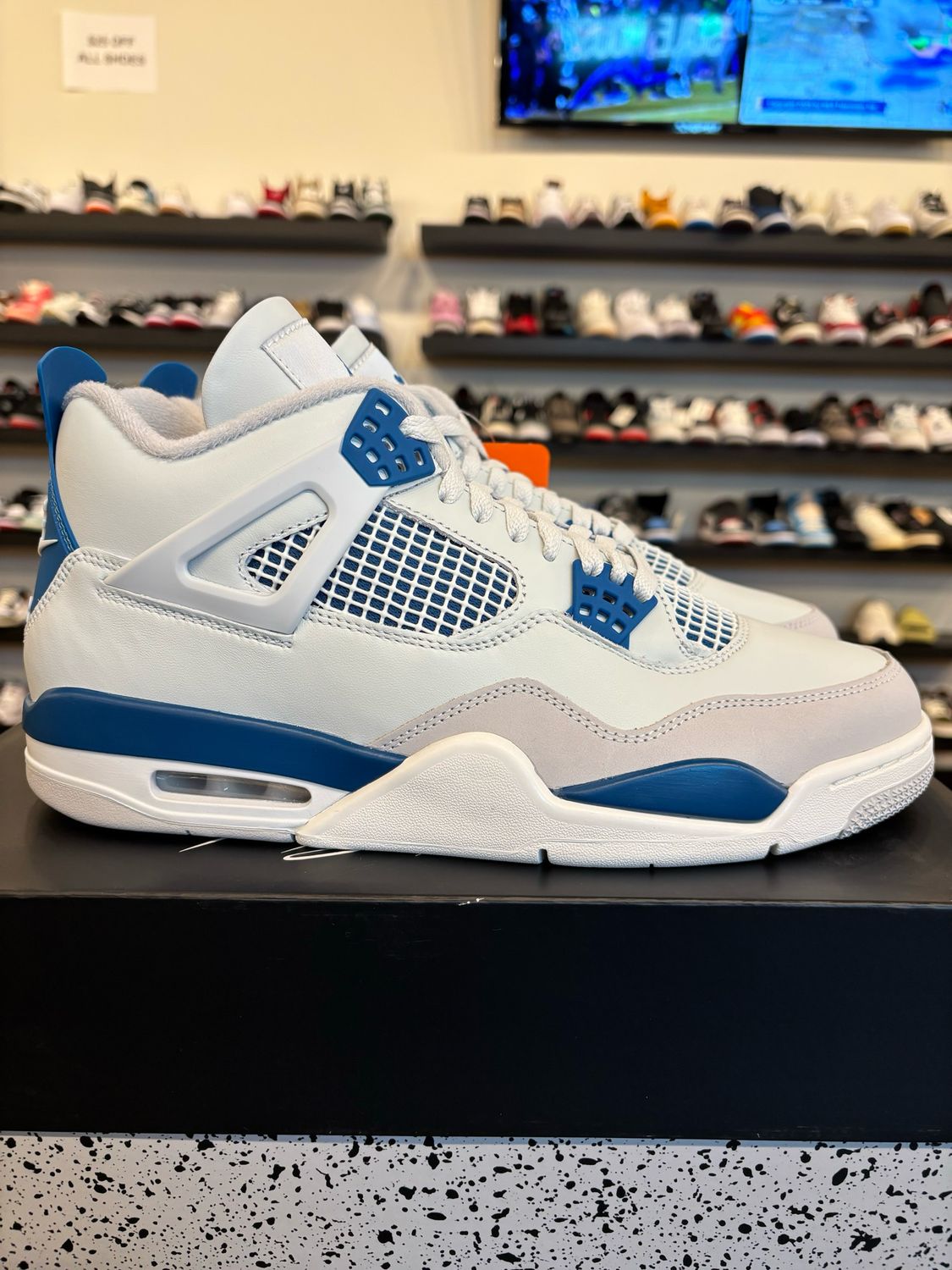Jordan 4 Military Blue 2024 Size 11 Brand New