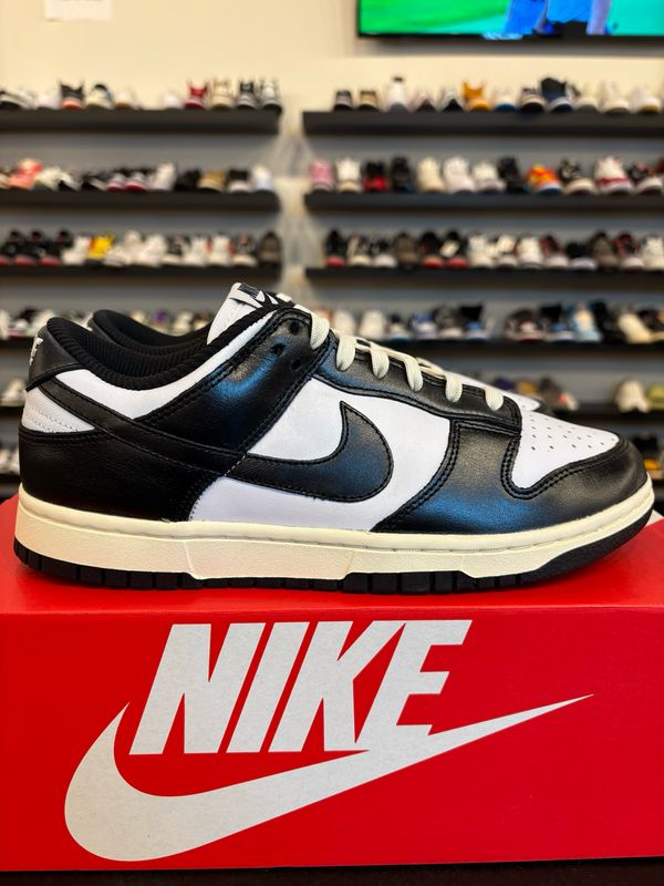Nike Dunk Low Vintage Panda Size 7.5 (9W) Brand New