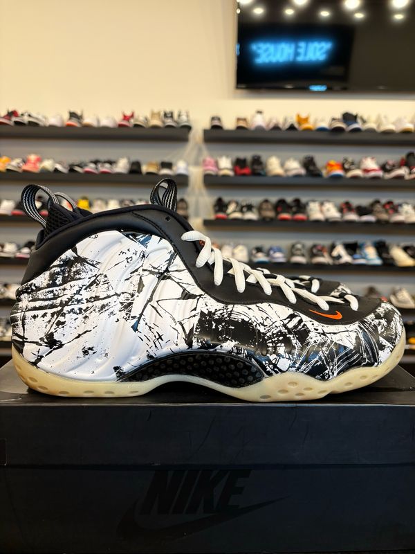 Nike Foamposite Shattered Backboard Size 13 Pre-Owned