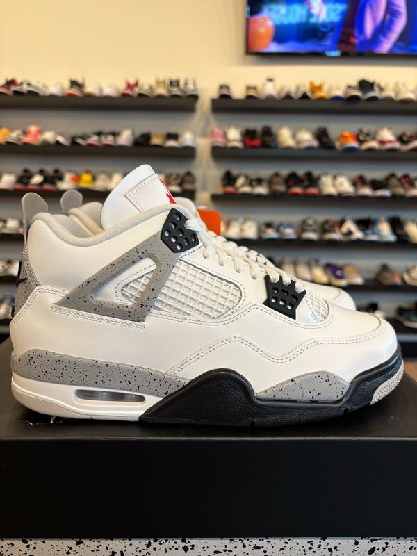 Jordan 4 White Cement 2025 Size 7 (8.5W) Brand New
