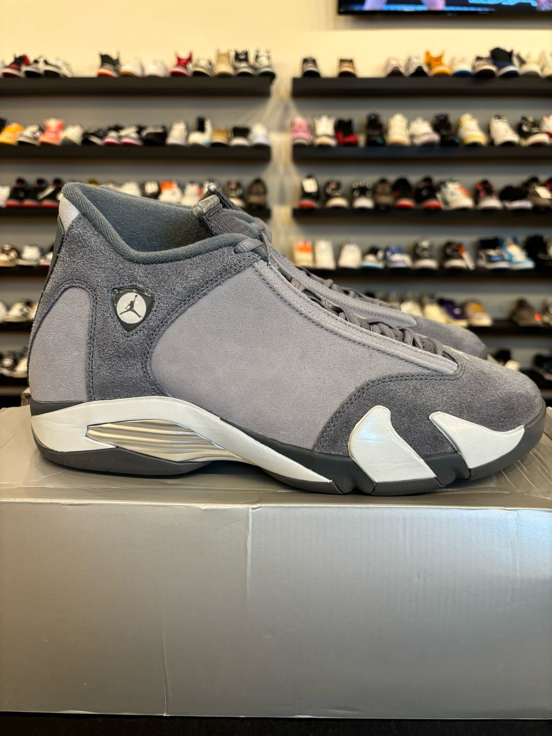 Jordan 14 Flint Grey Size 12 Pre-Owned
