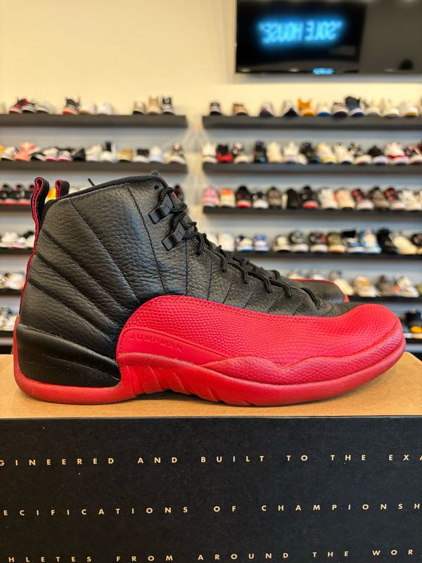 Jordan 12 Flu Game 2025 Size 11 Pre-Owned