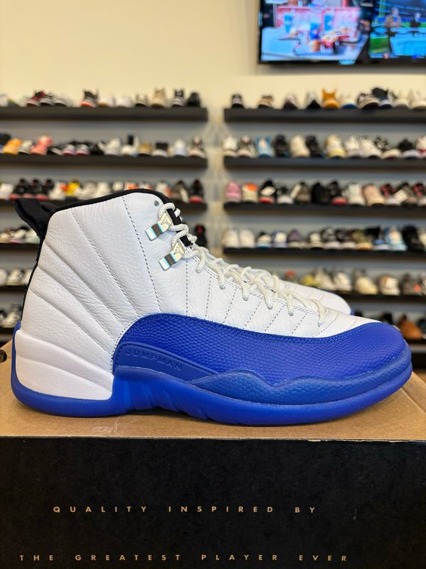 Jordan 12 Blueberry Size 8.5 Pre-Owned