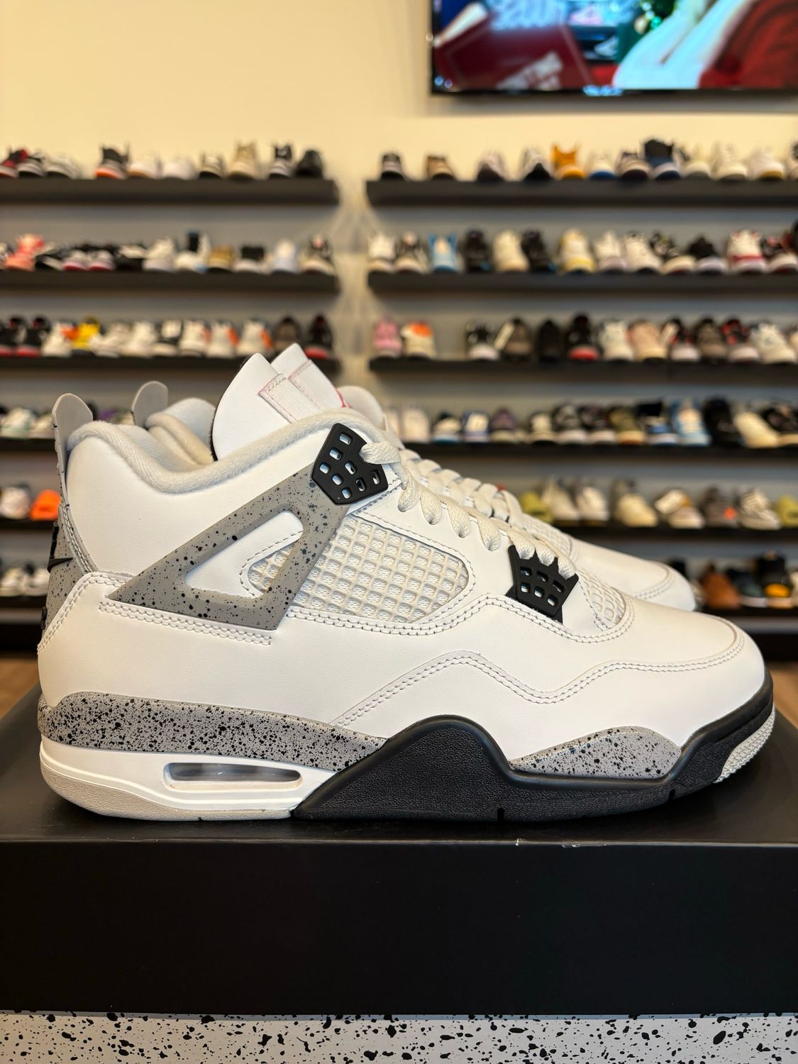 Jordan 4 White Cement 2025 Size 9 Brand New