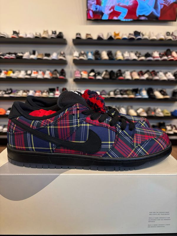 Nike SB Dunk Low Nardwuar Size 11.5 Brand New