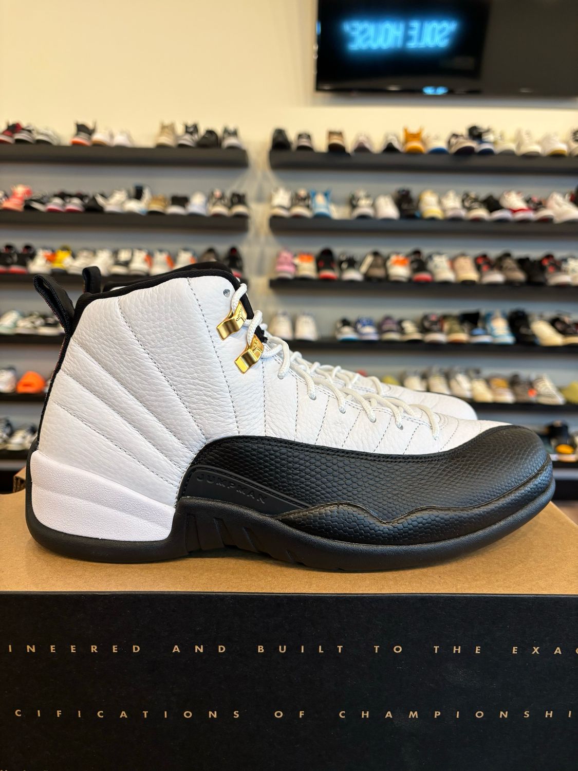 Jordan 12 Taxi 2025 Size 10.5 Brand New