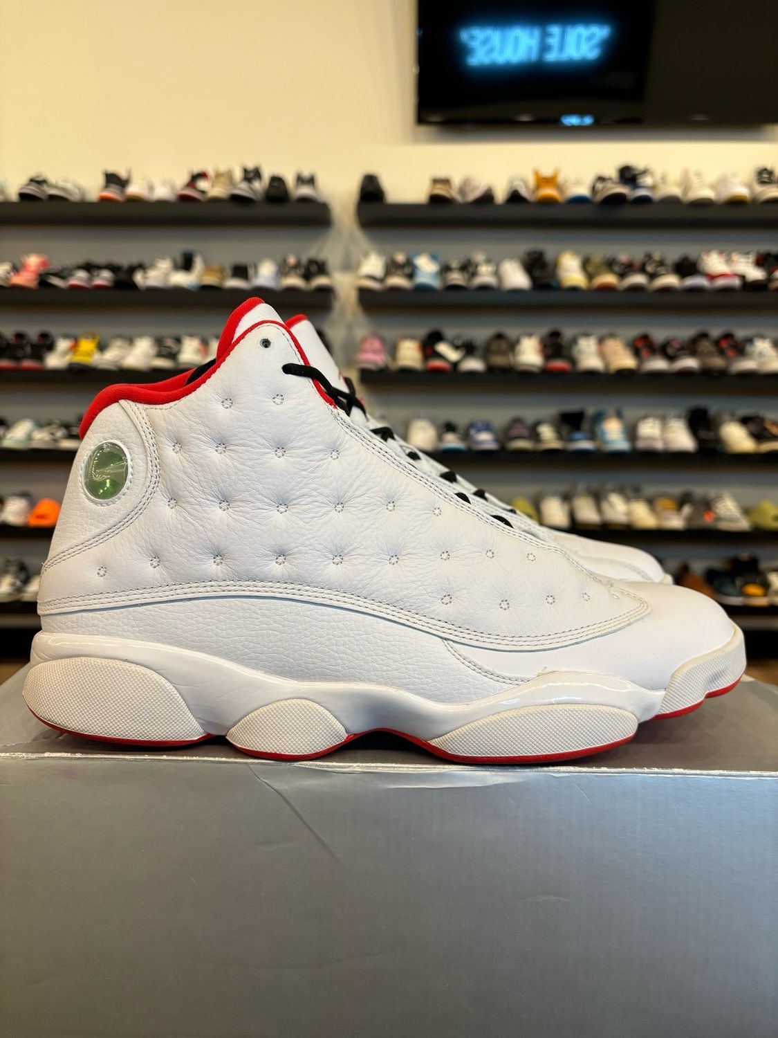 Jordan 13 History Of Flight Size 11.5 Pre-Owned