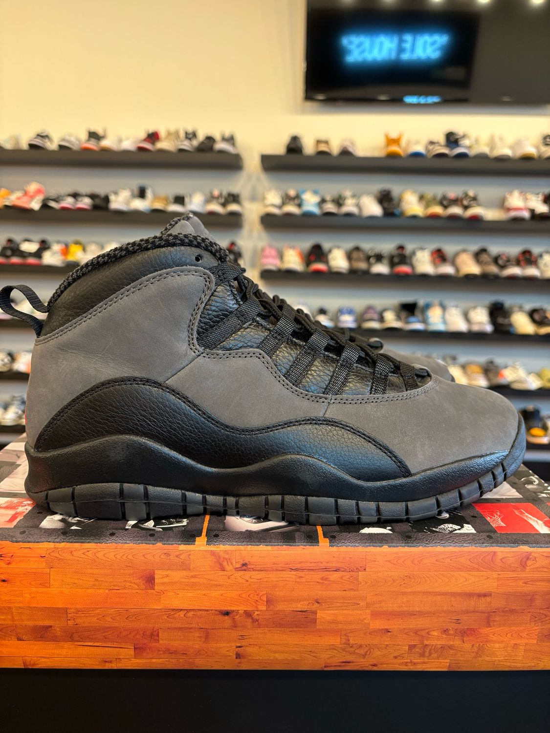 Jordan 10 Shadow 2025 Size 10.5 Brand New