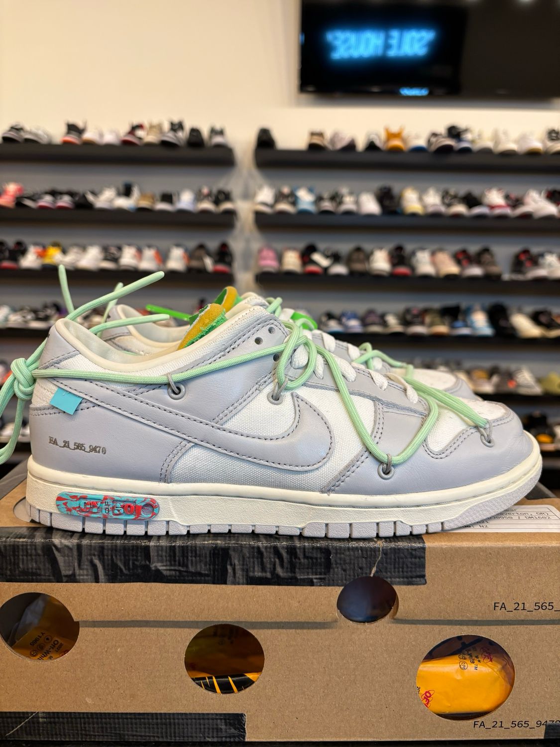 Nike Off-White Dunk Low Lot 7 Size 8.5 Pre-Owned