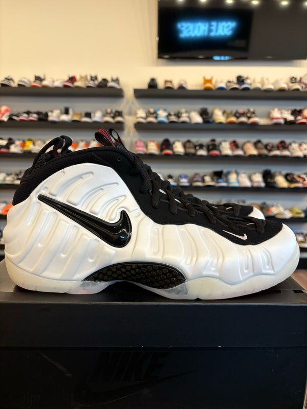 Nike Foamposite Pro Pearl 2025 Size 13 Brand New