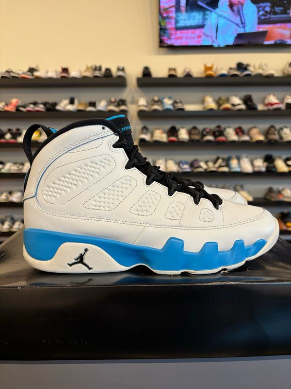 Jordan 9 Powder Blue 2024 Size 9 Pre-Owned