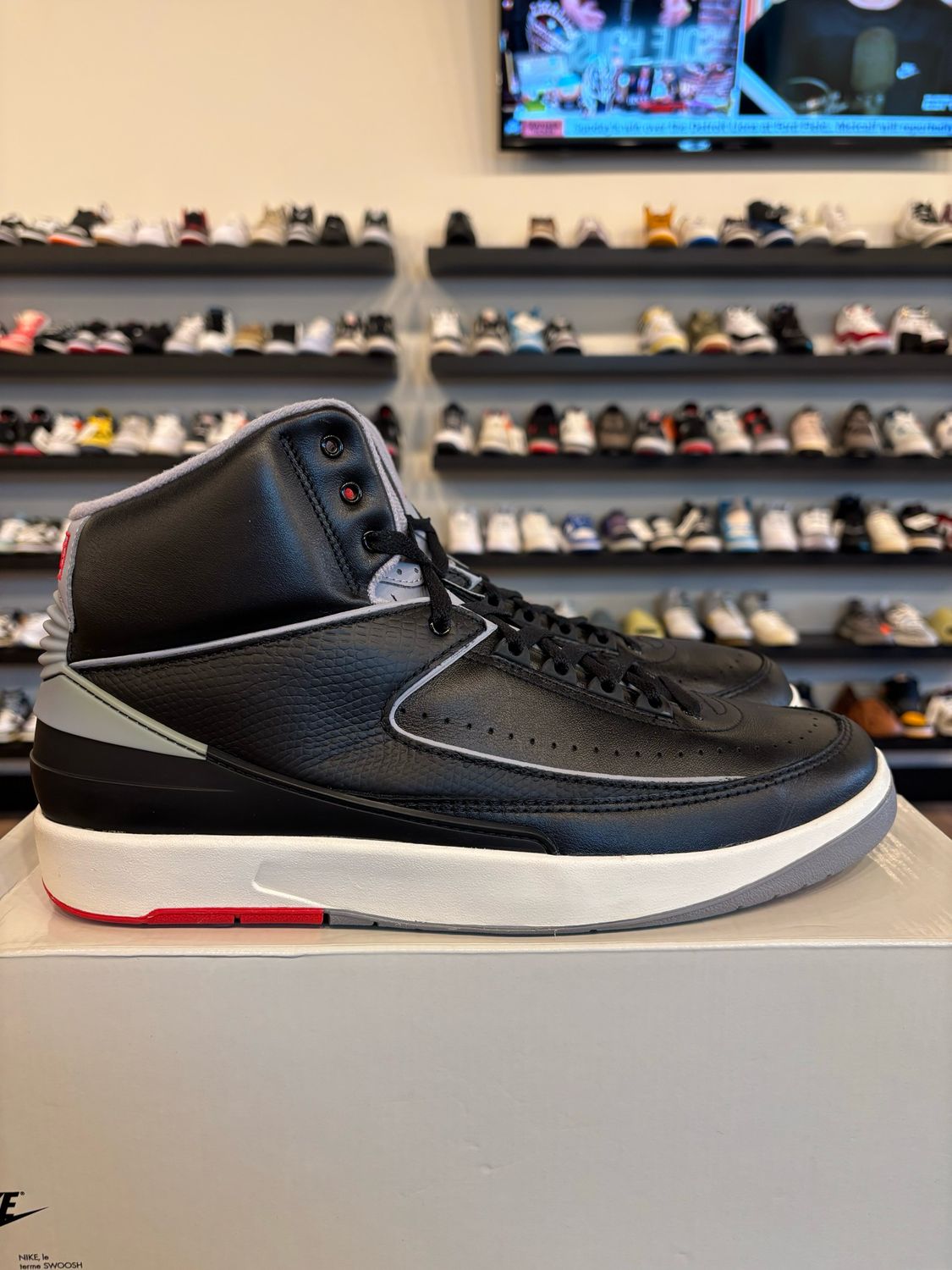 Jordan 2 Black Cement Size 12 Pre-Owned